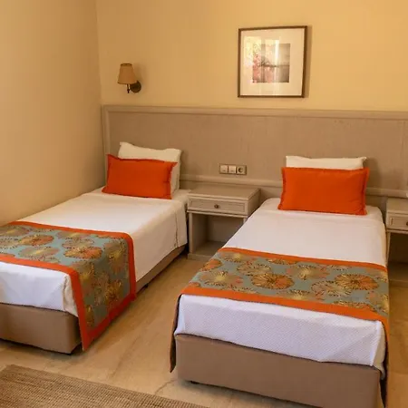 Torbahan Boutique Hotel & Beach Club 3*