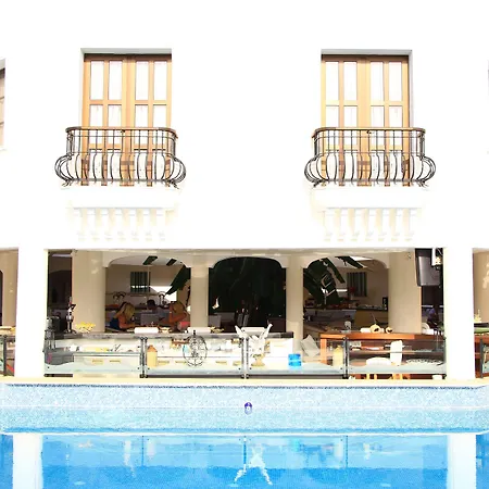Torbahan Boutique Hotel & Beach Club 3* Torba