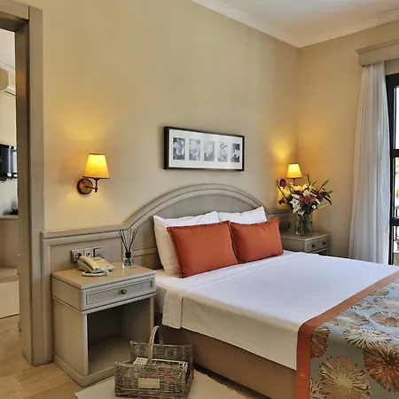 Отель Torbahan Boutique Hotel & Beach Club